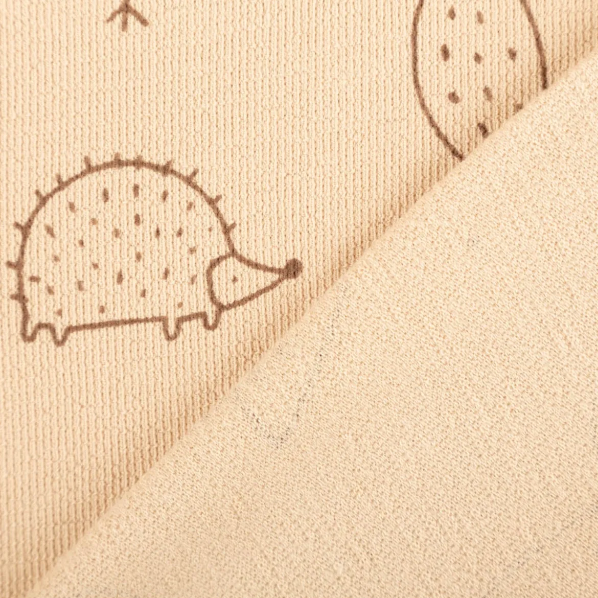 French Terry Krepp Stoff Baumwolle Füchse Wald beige braun 155cm