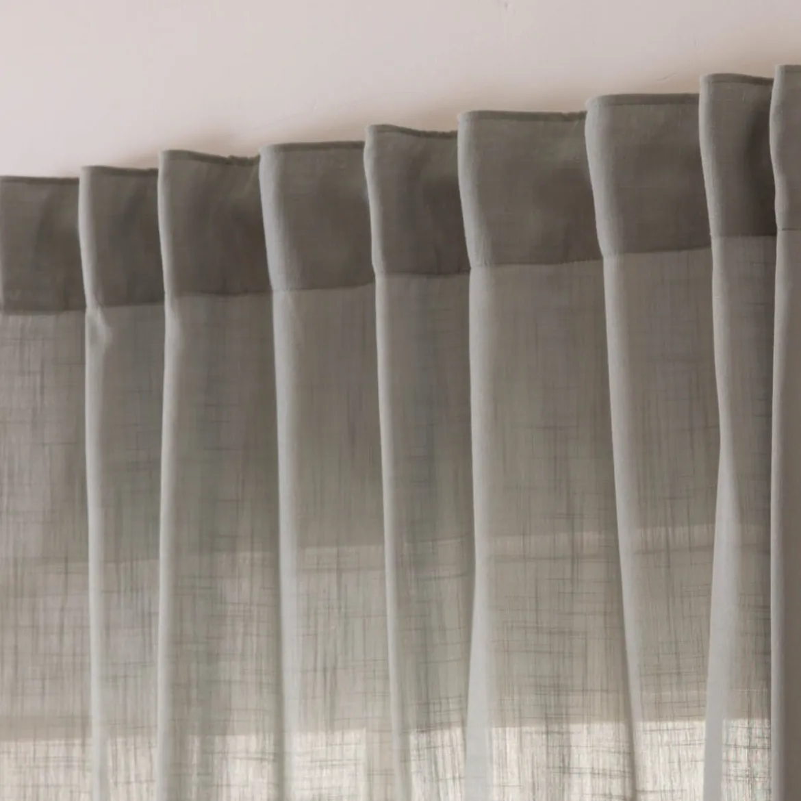 Gardine mit Smok-Schlaufenband Leinenstruktur salbeigrün in 245cm oder Wunschlänge von SCHÖNER LEBEN.