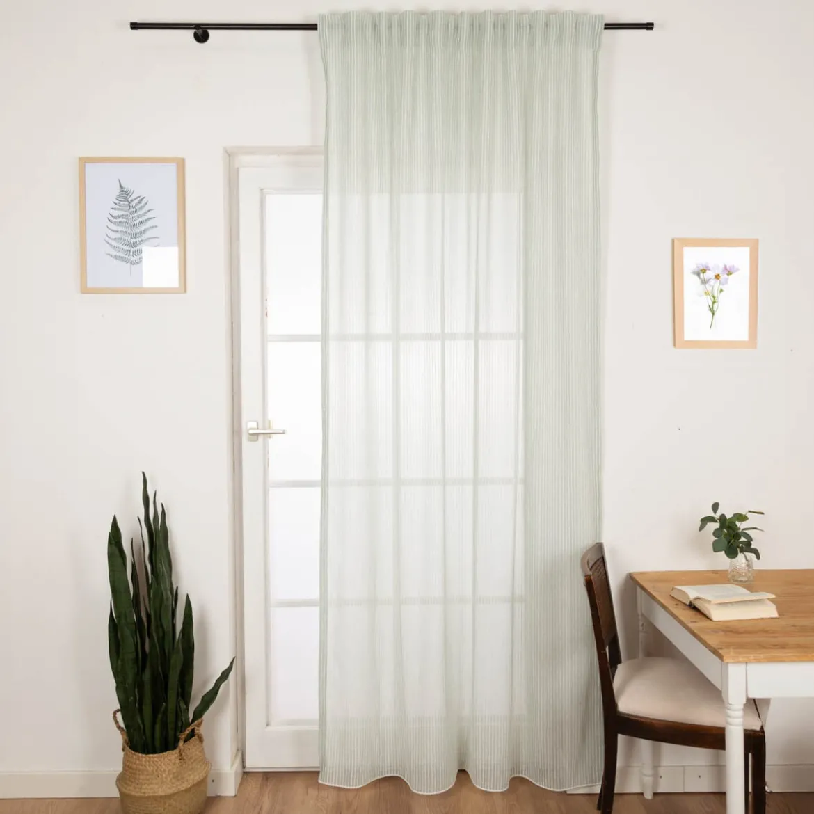 Gardine mit Smok-Schlaufenband Bouclé Streifen hellblau 2,45m Höhe und div. Breiten von SCHÖNER LEBEN.