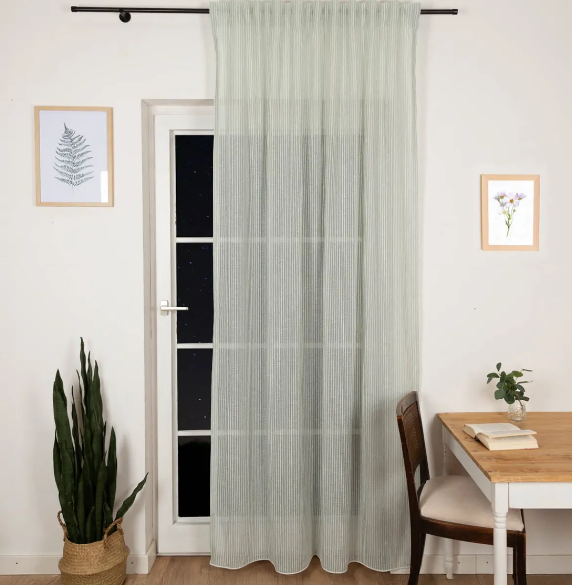 Gardine mit Smok-Schlaufenband Bouclé Streifen hellblau 2,45m Höhe und div. Breiten von SCHÖNER LEBEN.