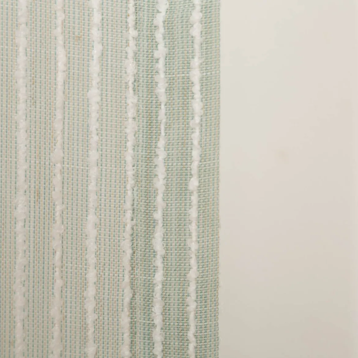 Gardine mit Smok-Schlaufenband Bouclé Streifen hellblau 2,45m Höhe und div. Breiten von SCHÖNER LEBEN.