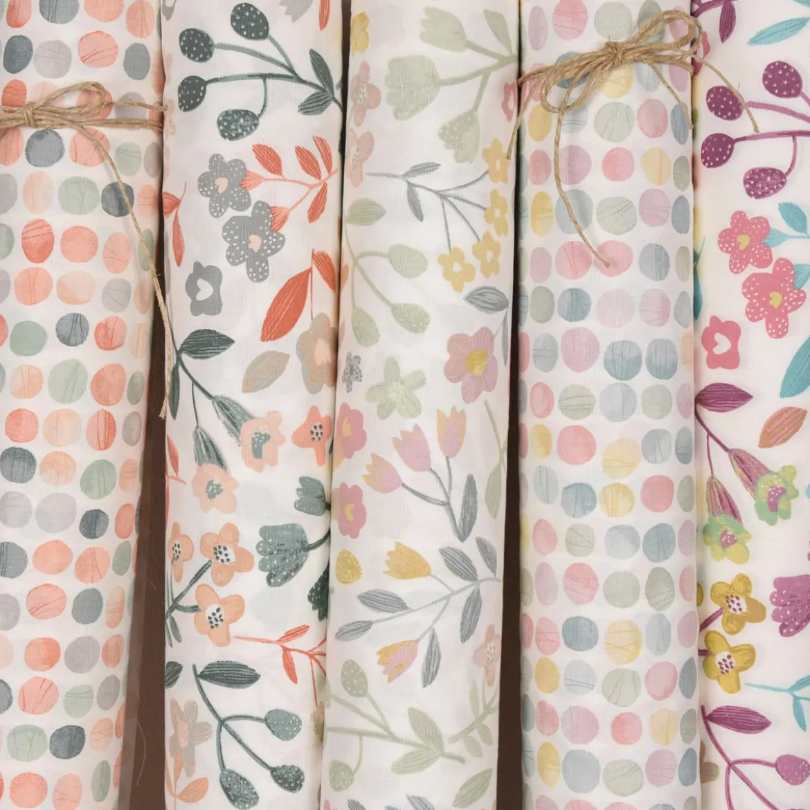 Gardinenstoff Dekostoff Baumwollstoff Panama Betty Bon Bon Blumen pastell rosa 140cm Breite