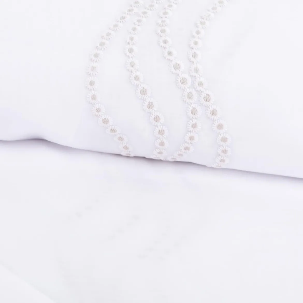 Gardinenstoff Voile mit Pünktchen-Stickerei Bogenkante raumhoch weiß beige 280cm