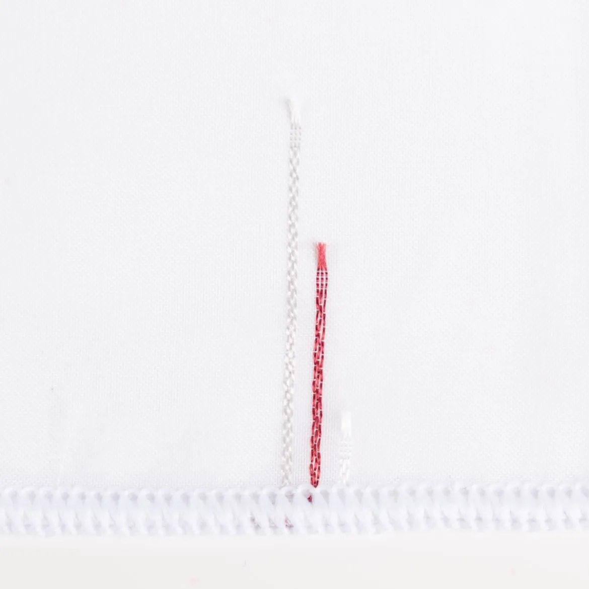 Gardinenstoff Voile Scherli-Streifen weiß rot mit Bleiband 300cm Höhe