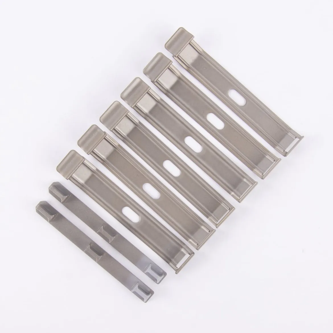 Gefora Montageset Decke 6 Deckenhalter und 2 Endkappen für 3/4läufige Wendeschiene 240-300cm