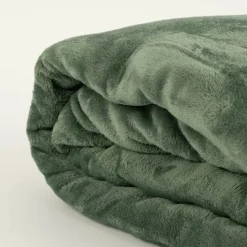 Große Kuscheldecke aus Microfaser einfarbig jade grün 180x220cm