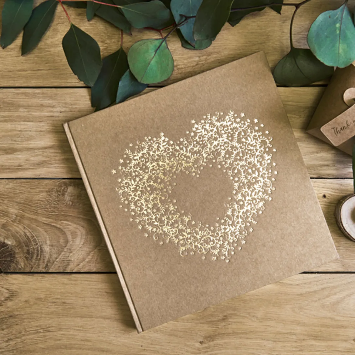 Gästebuch Blumenherz blanko Papier braun goldfarbig 22 Seiten 20,5x20,5cm