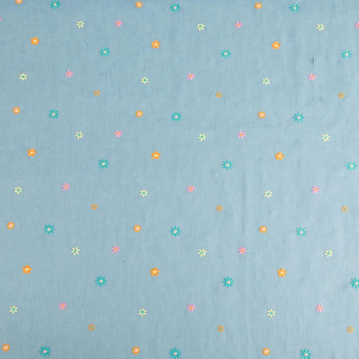 Jeansstoff Chambray garngefärbt bestickt Blüten hellblau bunt 1,30m Breite