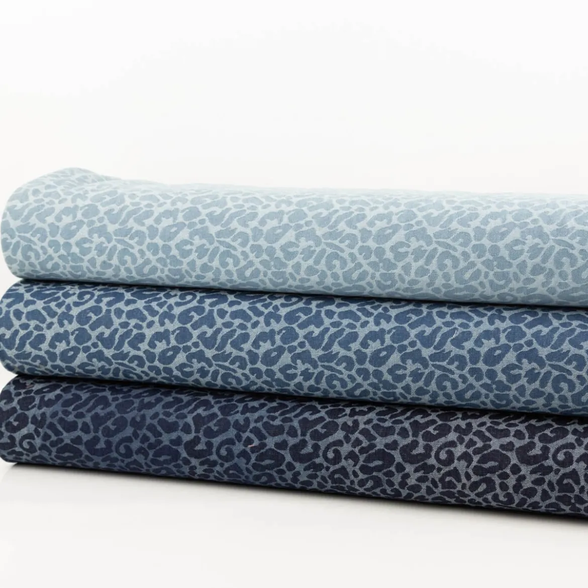 Jeansstoff Jacquard Leo Leomuster marine dunkelblau 1,5m Breite