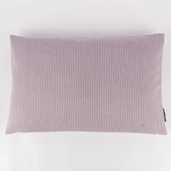 Kissenhülle aus Dobbystoff mit schmalen Streifen lila beige in versch. Größen von SCHÖNER LEBEN.