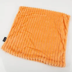 Kissenhülle aus Plüsch in Cordoptik Streifen Apricot 45x45cm