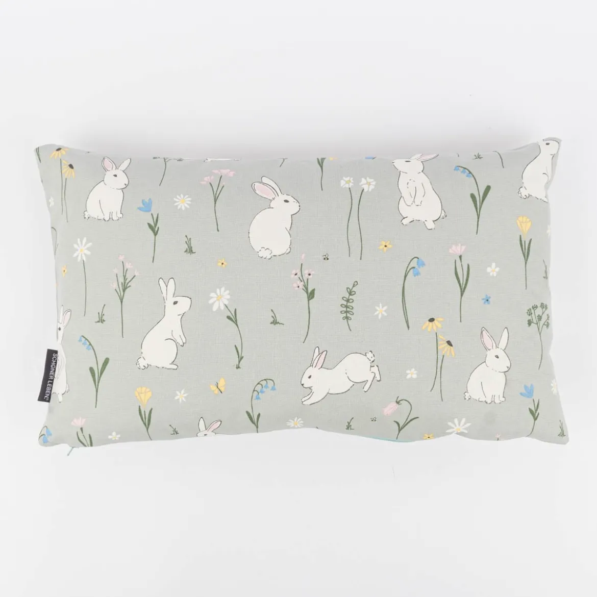 Kissenhülle Cute Rabbit Garden Hasen Blumen mintgrün bunt in versch. Größen von SCHÖNER LEBEN.