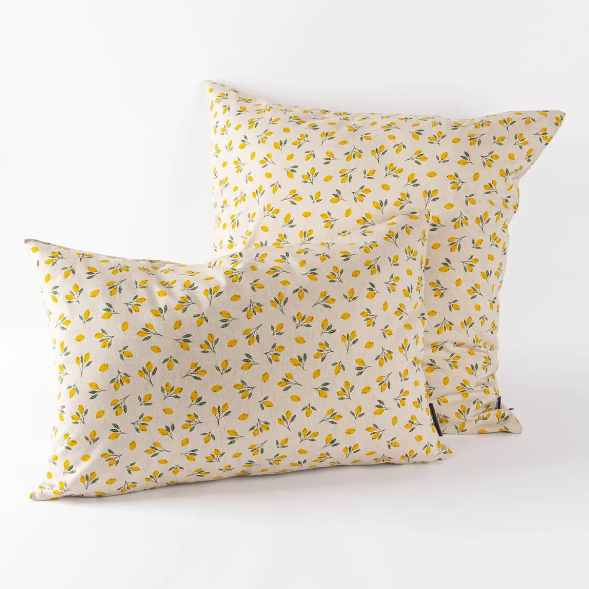 Kissenhülle Little Citrus Fruits Mini Zitronen natur gelb in versch. Größen oder Wunschmaß von SCHÖNER LEBEN.