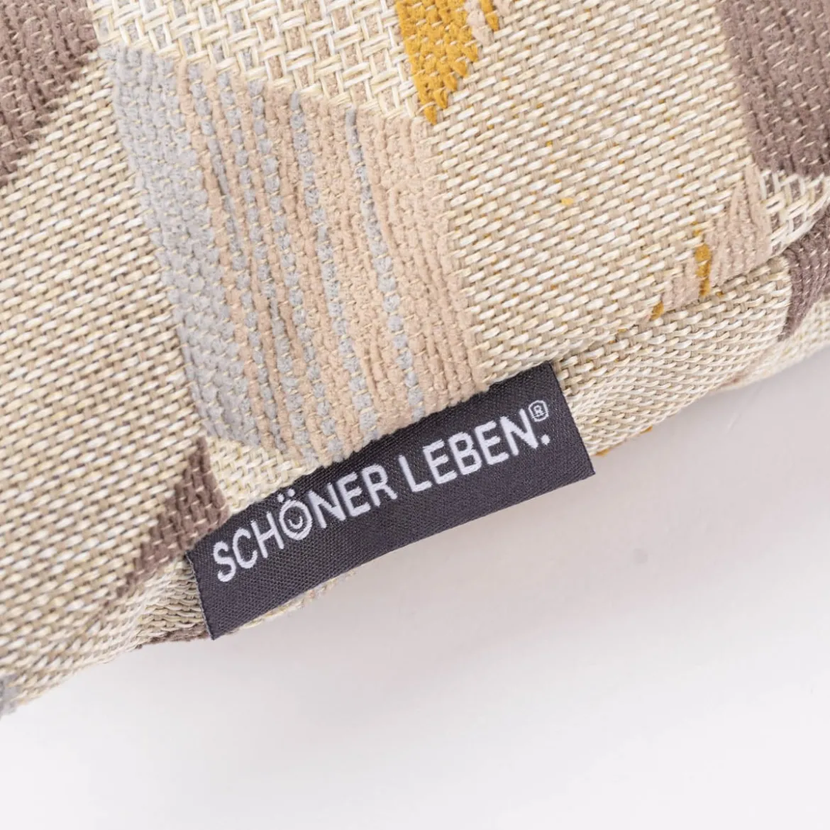 Kissenhülle Mira Rechtecke schräg beige braun gelb in versch. Größen oder Wunschmaß von SCHÖNER LEBEN.