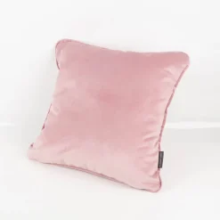 Kissenhülle Samt LeVelvet mit Kederumrandung rosa 70x70cm von SCHÖNER LEBEN.