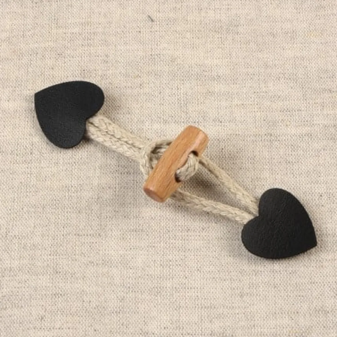 Knebelverschluß Herz für Kinder schwarz natur 2,4x10cm