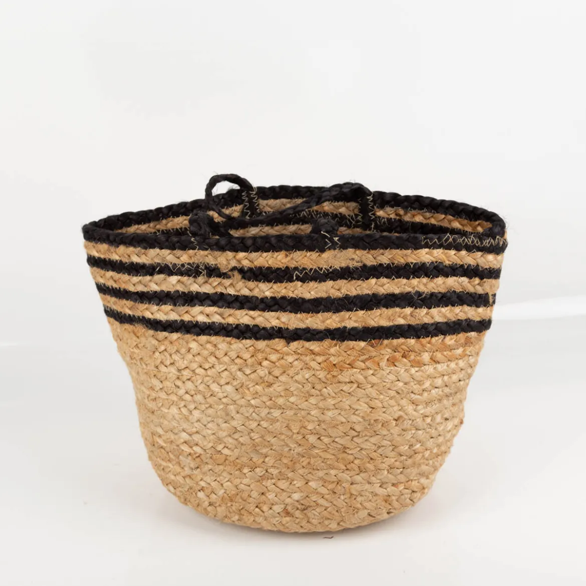 Korb geflochten mit Henkeln natur schwarz 28x20cm von Sass & Belle