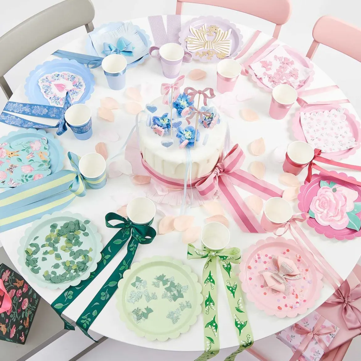 Krepp-Konfetti Rosenblätter rosa 20g von Rico Design