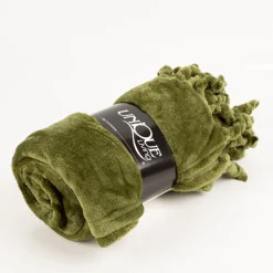 Kuscheldecke mit gedrehten Fransen Pesto Grün 140x160cm