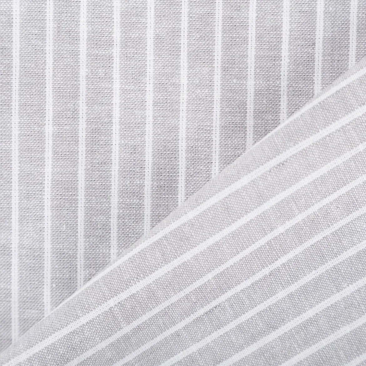 Leinen-Baumwollstoff Chambray Streifen meliert hellgrau 1,38m Breite