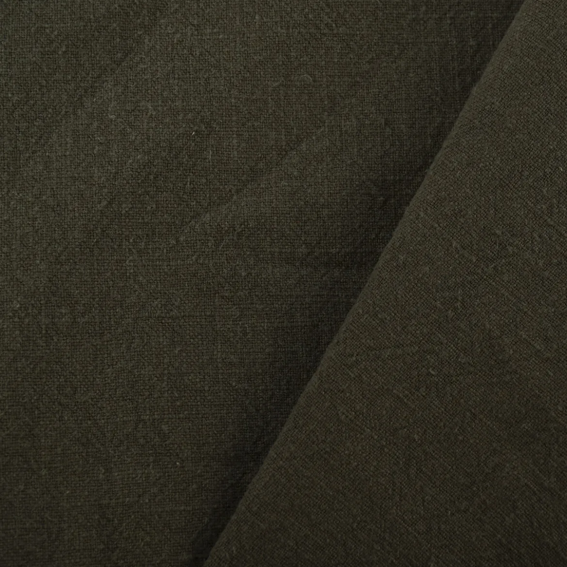 Leinenstoff mit Baumwolle in khaki – pflegeleichte stone washed Meterware für Sommermode & Wohntextilien