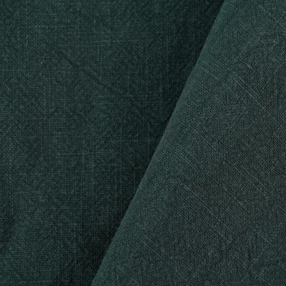Leinenstoff mit Baumwolle in dunkelgrün – pflegeleichte stone washed Meterware für Sommermode & Wohntextilien