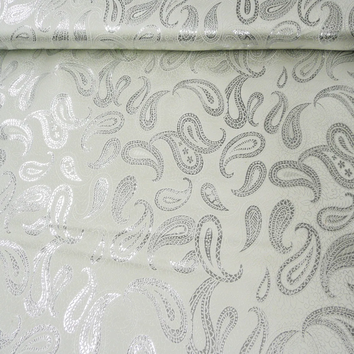 Lurex Jaquard Stoff Paisley weiß silberfarbig 1,5m Breite