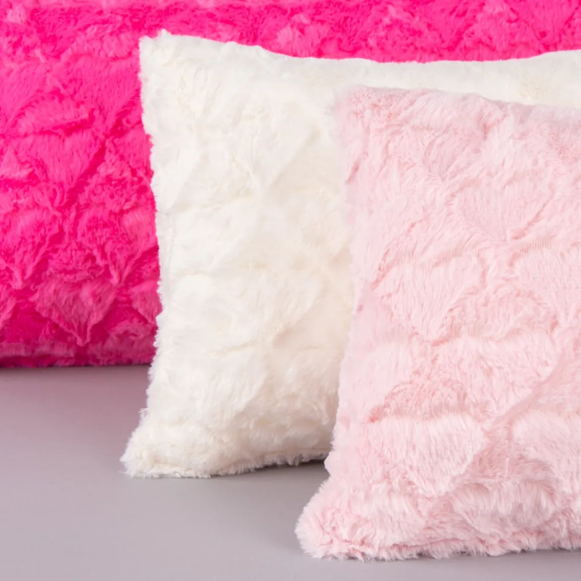 Magma Deko Kissen Fluffy Herzen rosa 30x50cm