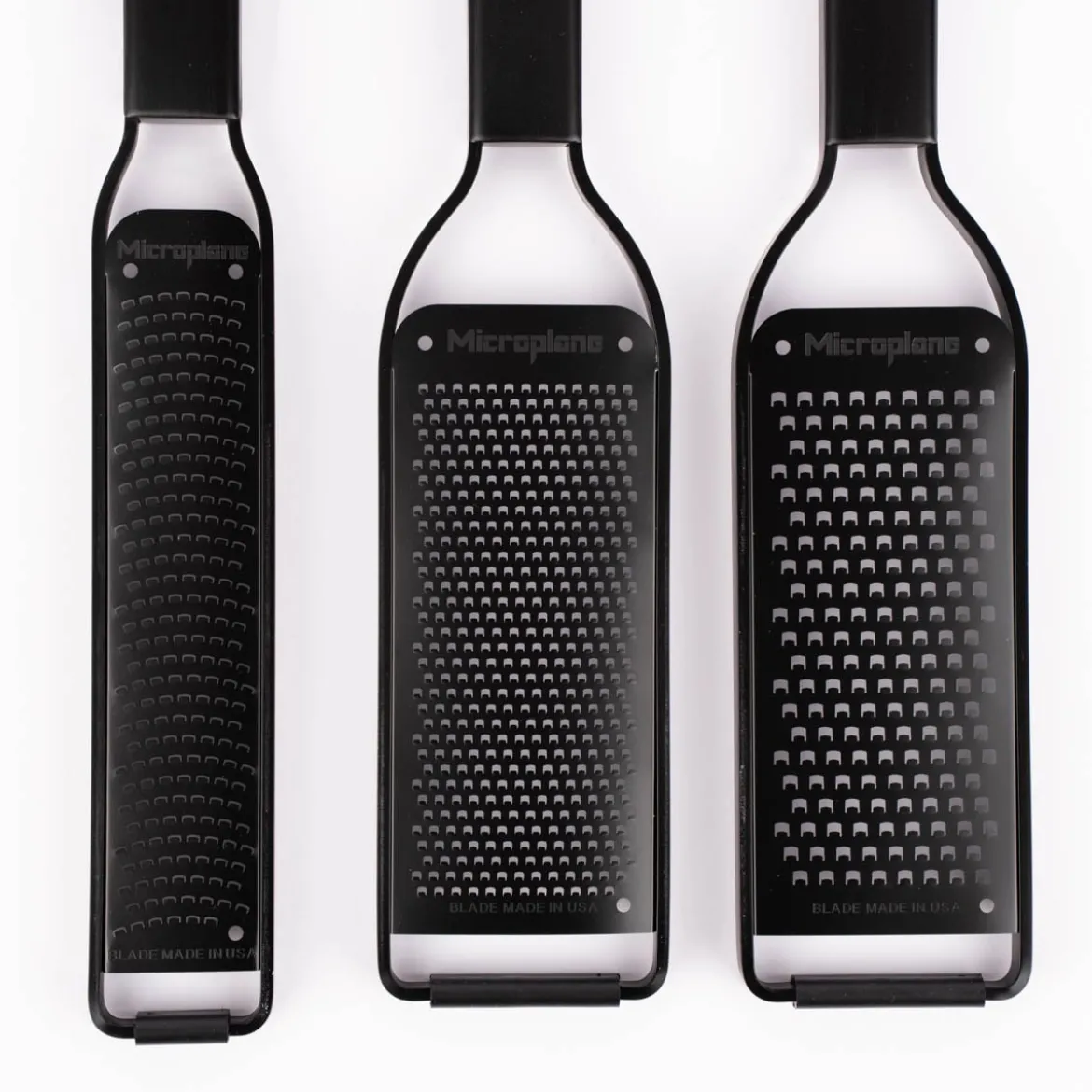 Microplane Black Sheep Serie Reibe grob Edelstahl matt schwarz 31x6,4cm