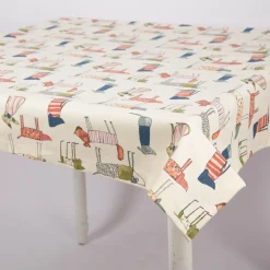 Mitteldecke Tischdecke aus Baumwolle mit Hunden beige bunt in versch. Größen von SCHÖNER LEBEN.