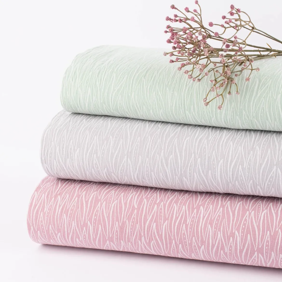 Musselin Stoff Baumwolle LEAVES geometrische Blätter rosa weiß 1,35m Breite
