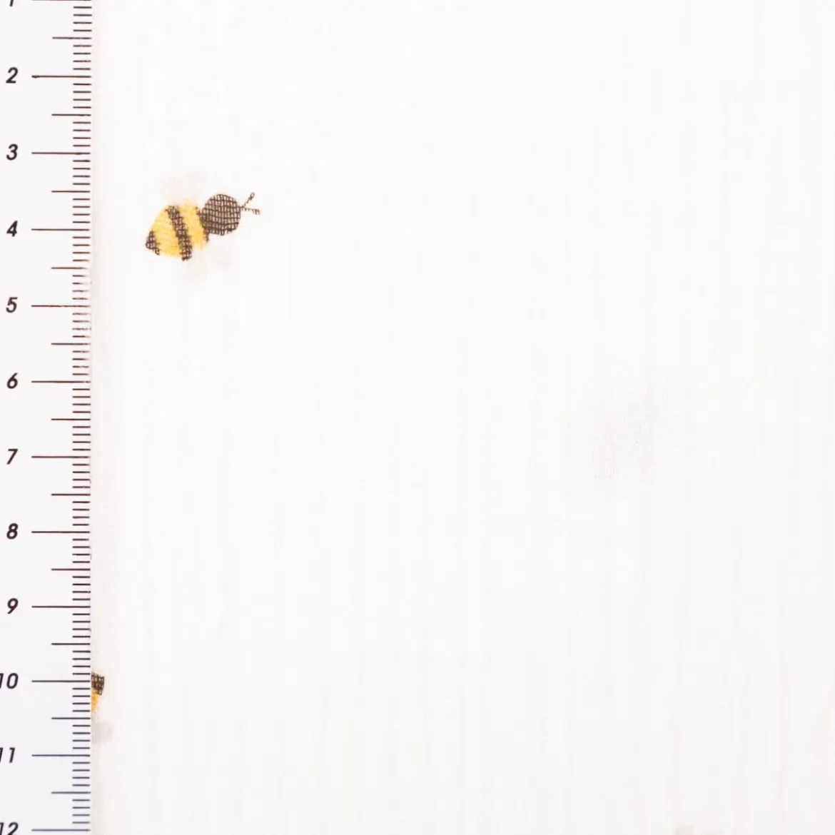 Musselin Stoff Bienen wollweiß gelb 1,30m Breite