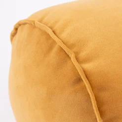 Nackenrolle aus Samt Le Velvet mit Kederumrandung honiggelb 20x55cm von SCHÖNER LEBEN.