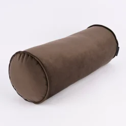 Nackenrolle aus Samt mit Kederumrandung dunkelbraun 20x55cm von SCHÖNER LEBEN.