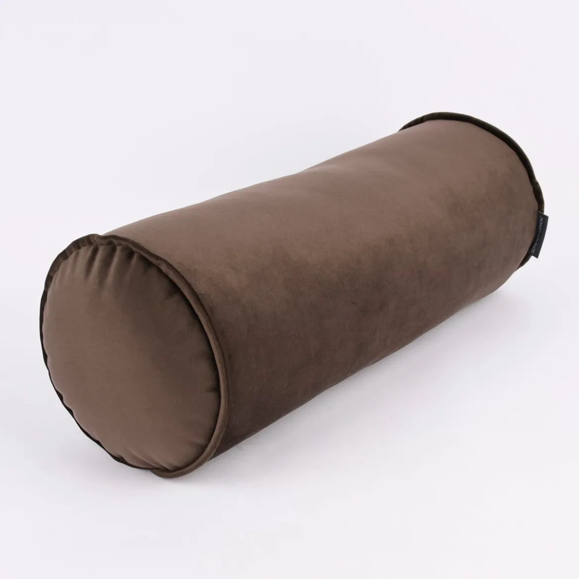 Nackenrolle aus Samt mit Kederumrandung dunkelbraun 20x55cm von SCHÖNER LEBEN.