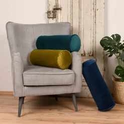 Nackenrolle aus Samt mit Kederumrandung und Reißverschluss dunkelblau 20x55cm von SCHÖNER LEBEN.