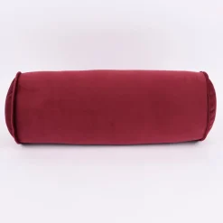 Nackenrolle aus Samt mit Kederumrandung dunkelrot 20x55cm von SCHÖNER LEBEN.