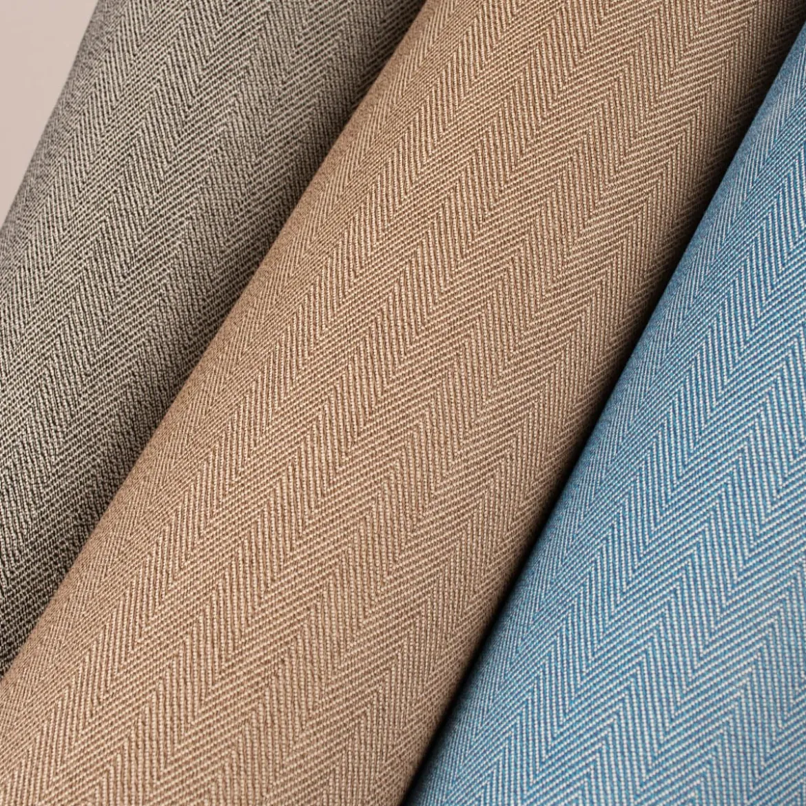 Outdoorstoff Markisenstoff Teflonbeschichtung Arrieta Fischgrätmuster Herringbone anthrazit 1,60m Breite