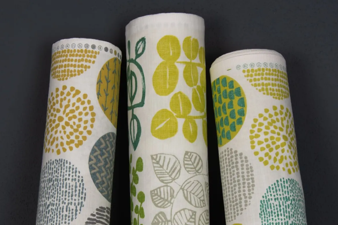 Panama Dekostoff Baumwollstoff Cuba Cactus creme mit Blätter in grün Tönen 1,4m Breite