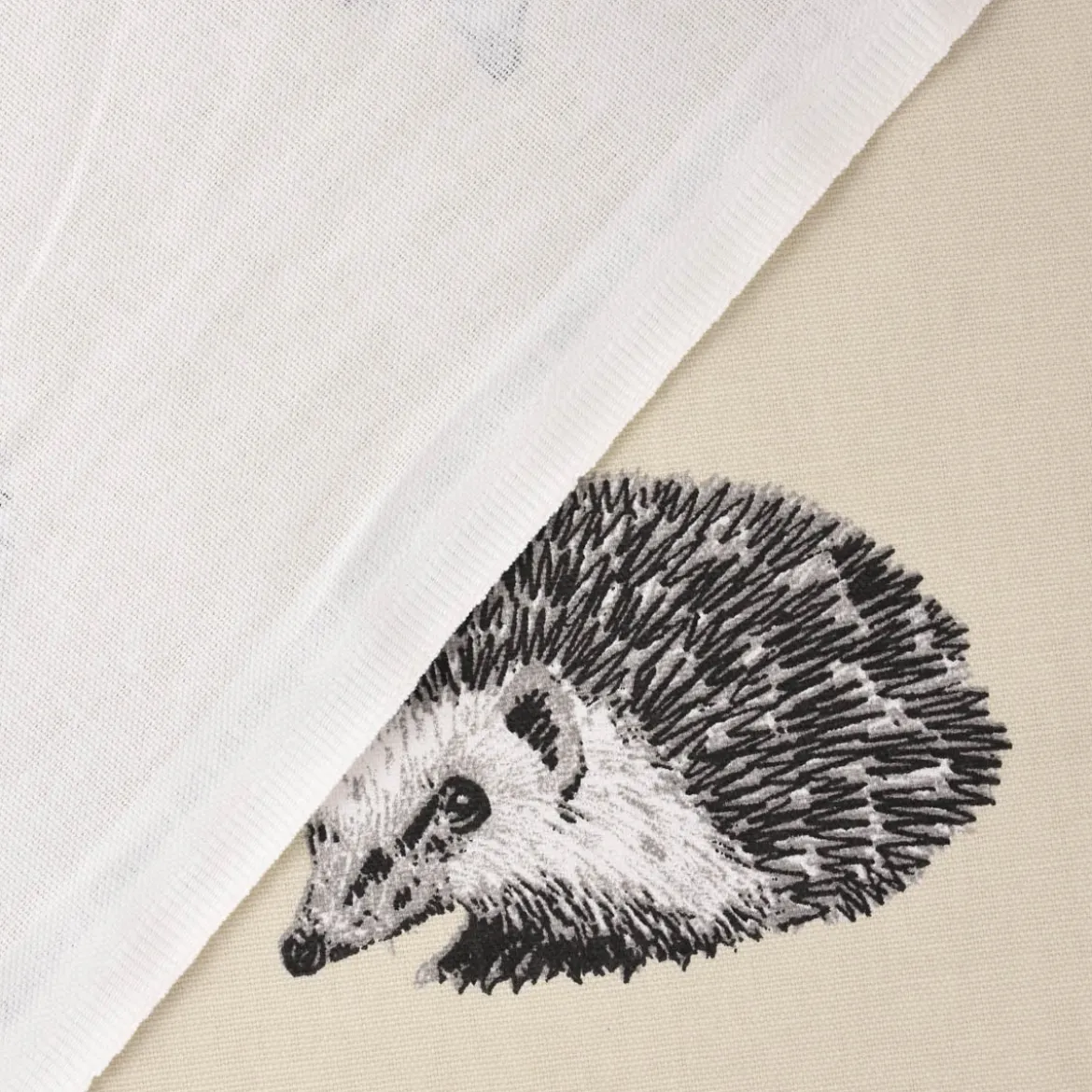Panama Dekostoff Baumwollstoff Digitaldruck Hedgehog Canvas Igel beige schwarz 140cm Breite
