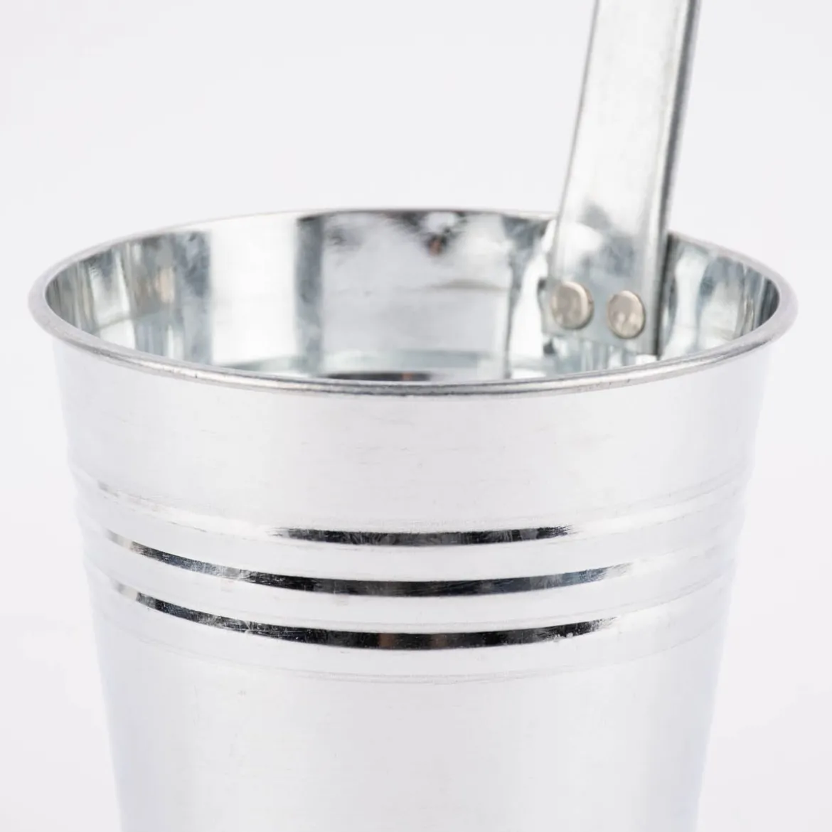 Pflanztopf mit Haken Metall silberfarben 13,5x29cm
