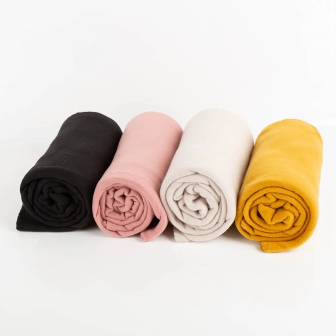 Plaid aus Kuschelfleece mit Kettelrand einfarbig rosa 125x150cm
