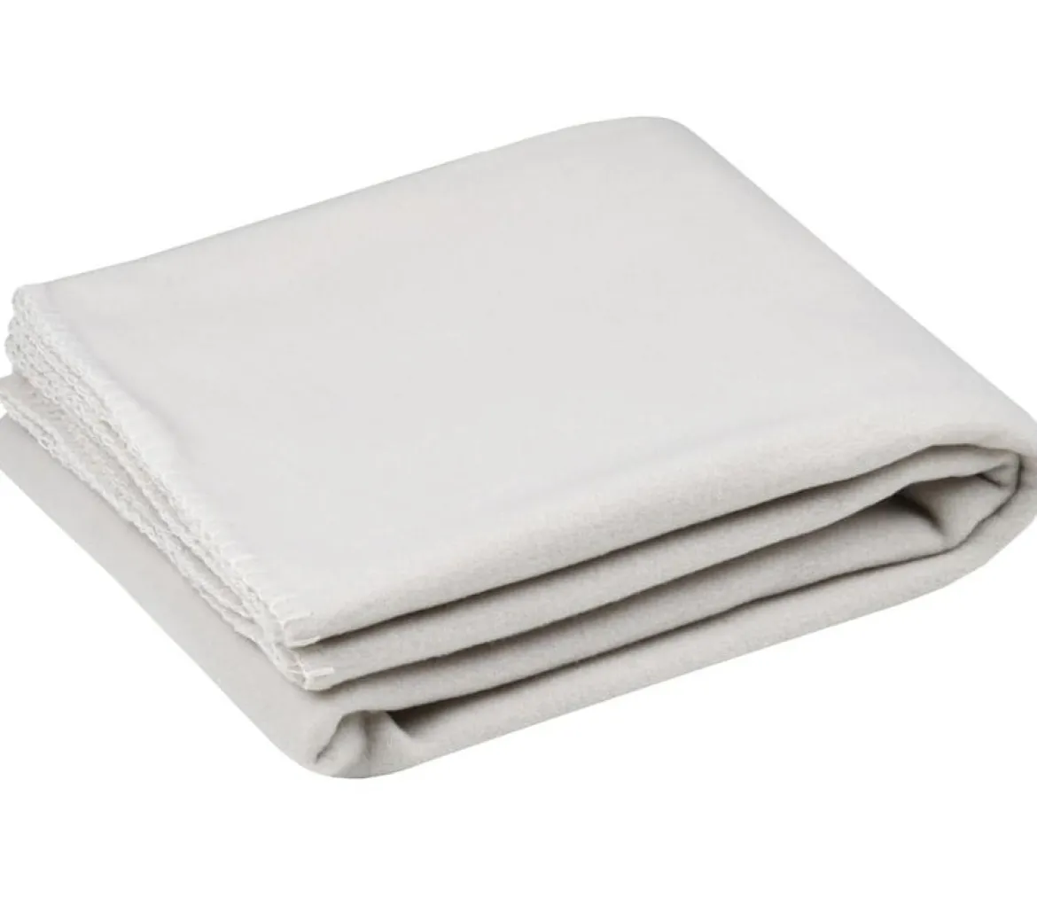 Plaid aus Kuschelfleece mit Kettelrand einfarbig beige 125x150cm