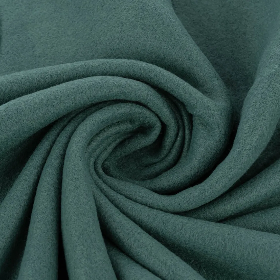 Plaid aus Polyester mit grobem Kettelrand einfarbig petrol 125x150cm
