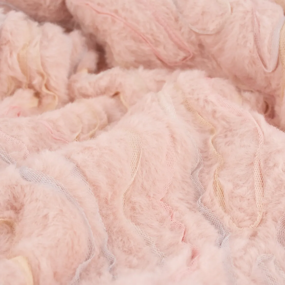 Plüsch Stoff Fellimitat Kunstfell mit Tülleffekten rosa pastell 1,38m Breite