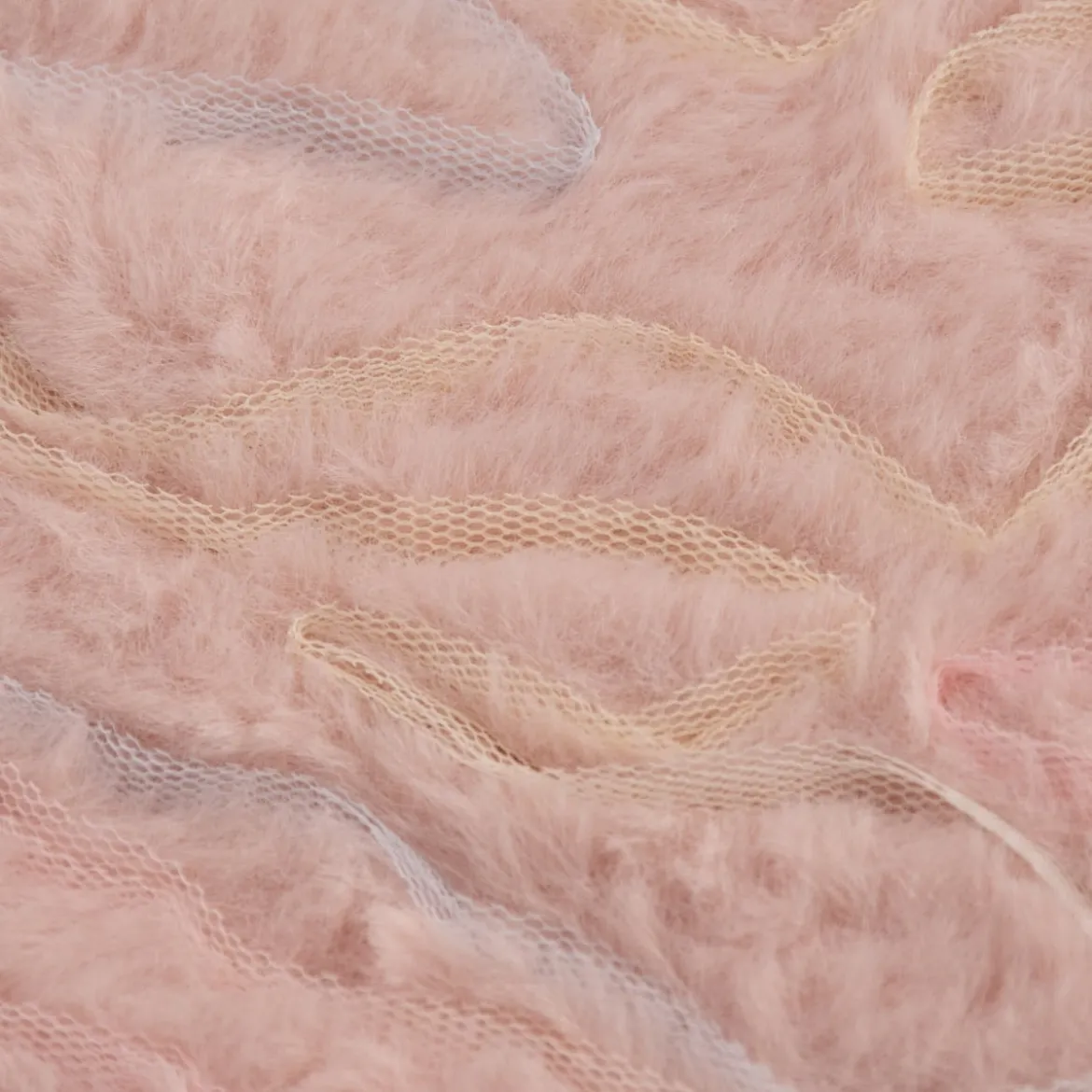 Plüsch Stoff Fellimitat Kunstfell mit Tülleffekten rosa pastell 1,38m Breite