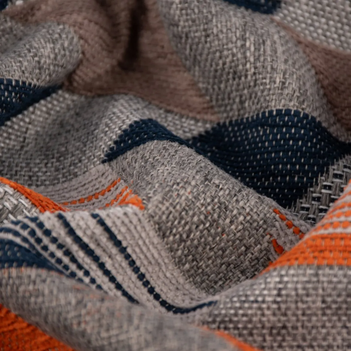 Polsterstoff Dekostoff Jacquard Flachgewebe Mira Rechtecke schräg grau orange blau 1,40m Breite