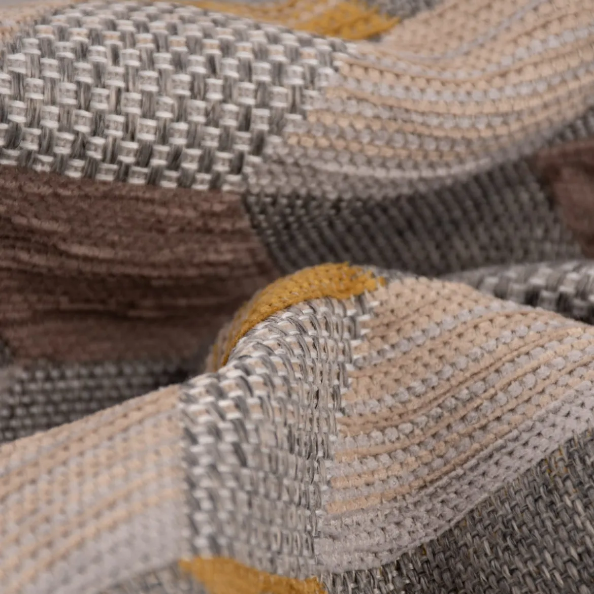 Polsterstoff Dekostoff Jacquard Flachgewebe Mira Rechtecke schräg grau gelb beige 1,40m Breite