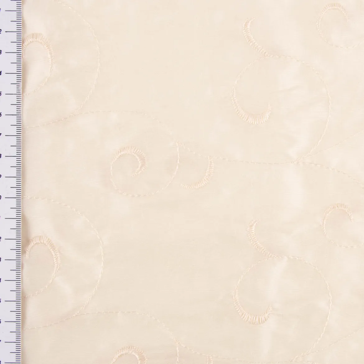 Polyesterstoff Taft Trachten Stickerei Blätter Ranken beige 1,50m Breite