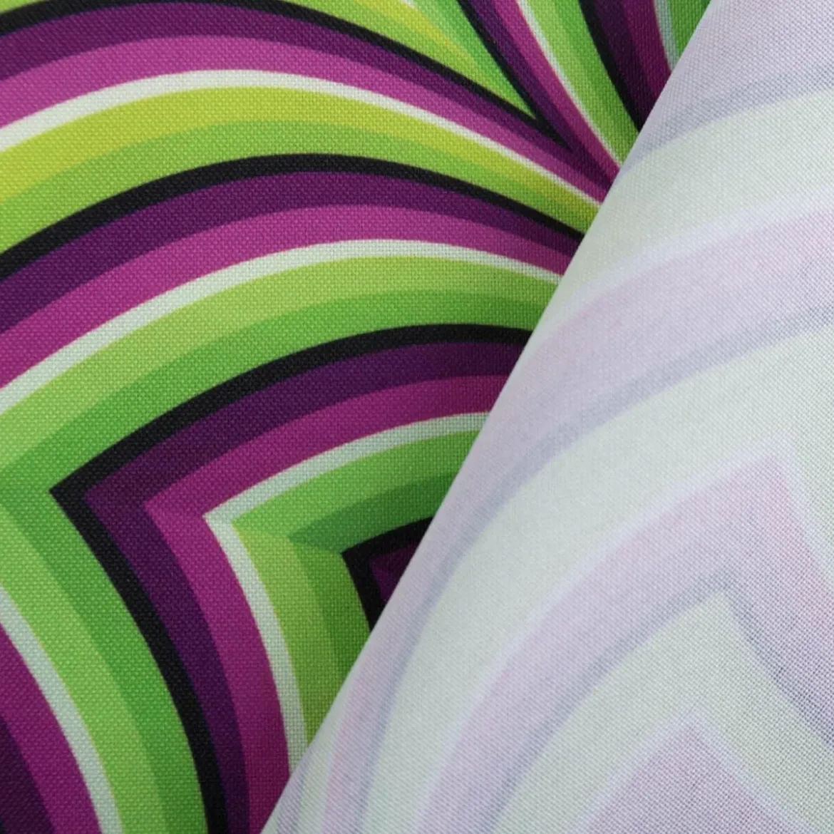 Polyesterstoff Webware Digitaldruck Retro Geometrie grün lila 1,48m Breite